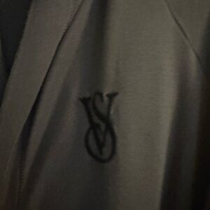 Modal long Victoria Secret robe